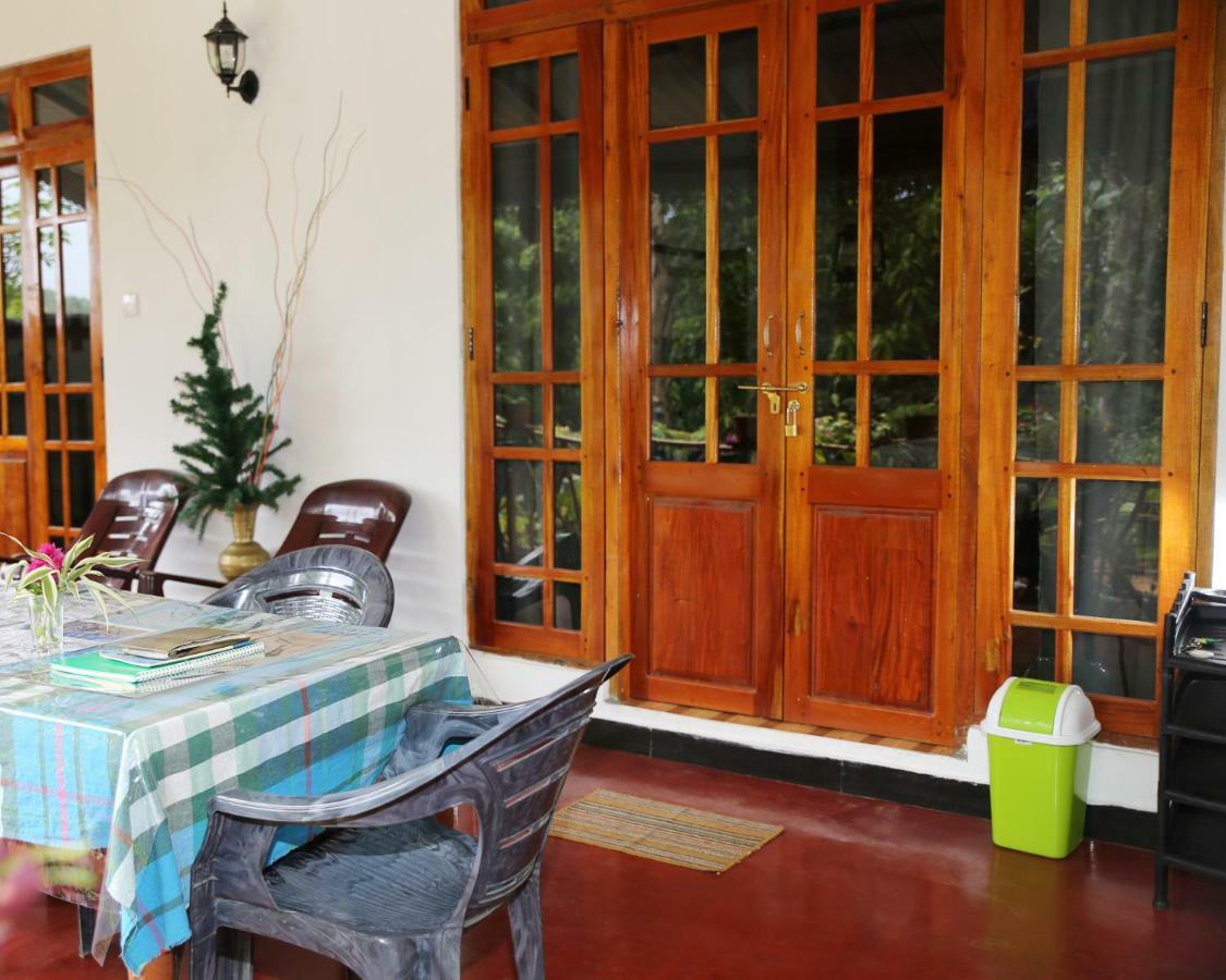 Secret Nest Homestay Ella Exterior foto