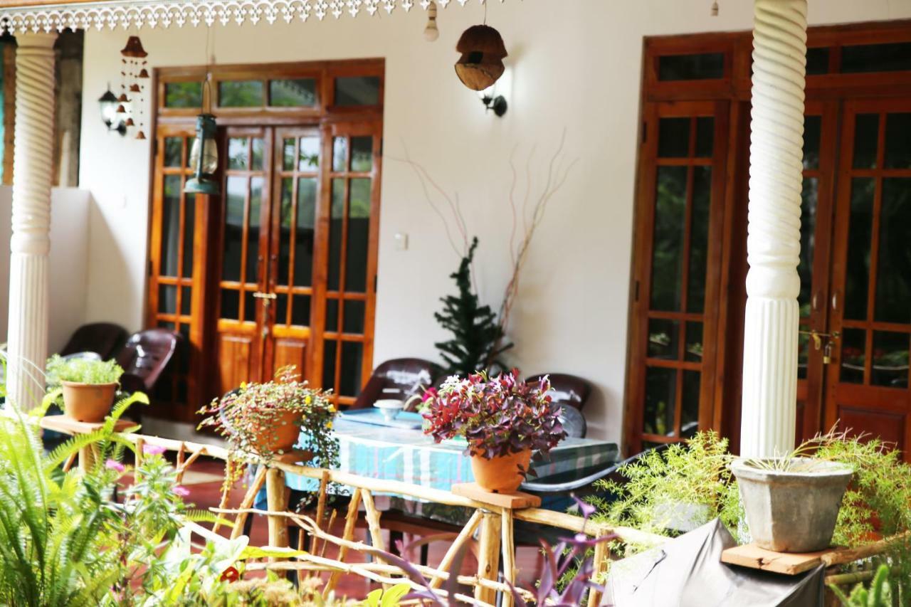 Secret Nest Homestay Ella Exterior foto