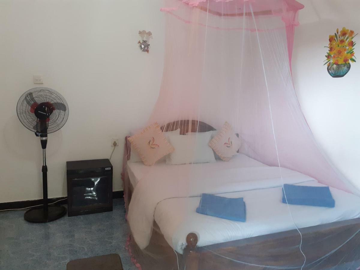 Secret Nest Homestay Ella Cameră foto